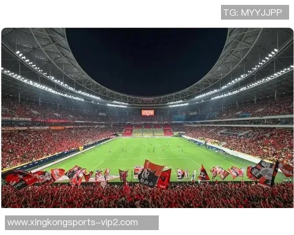 飞哥哥带领球队再创辉煌 以无可匹敌的速度与技巧征服绿茵场