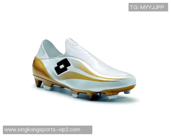 足球明星代言的运动鞋款式盘点与评测分析